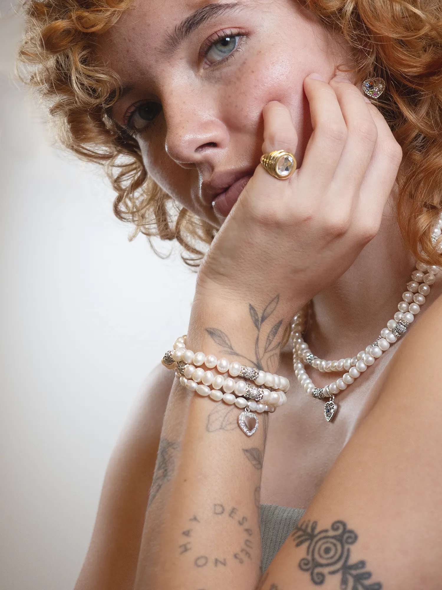 DISCO PEARL NECKLACE