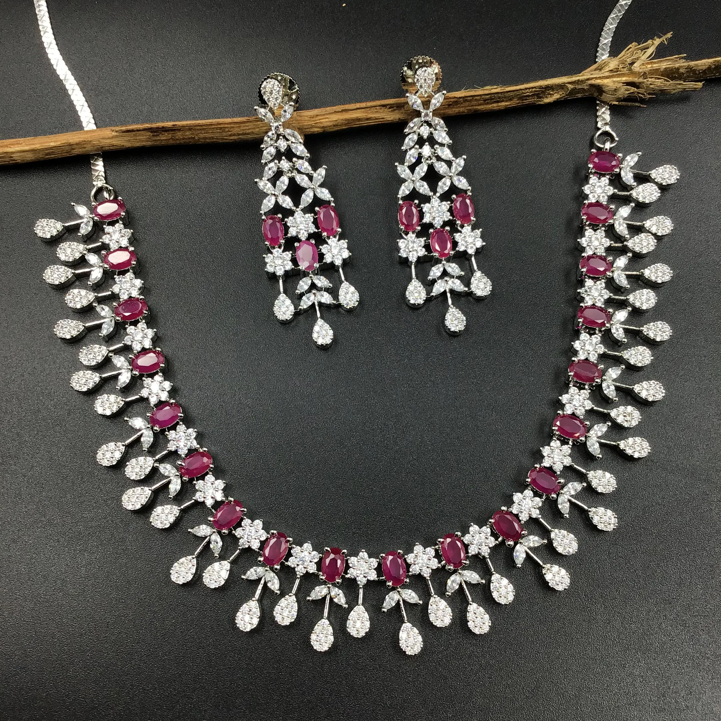Round Neck Zircon/AD Necklace Set 5926-69